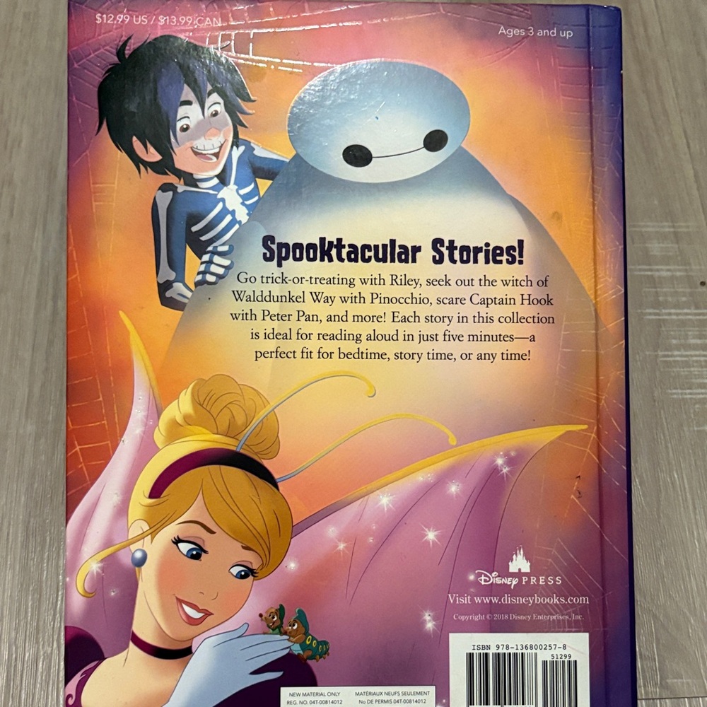 Disney 5-Minute Halloween Stories Book - Picture 2 of 3